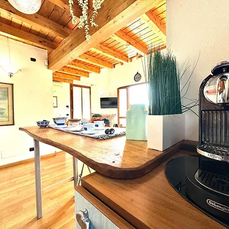 Villa Riflessi - - By Tourquoisevea *